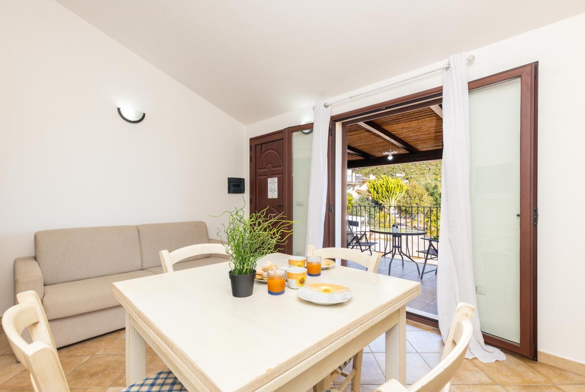 Bynos Pool - Primo Piano Apartment Santa Maria Navarrese Bagian luar foto