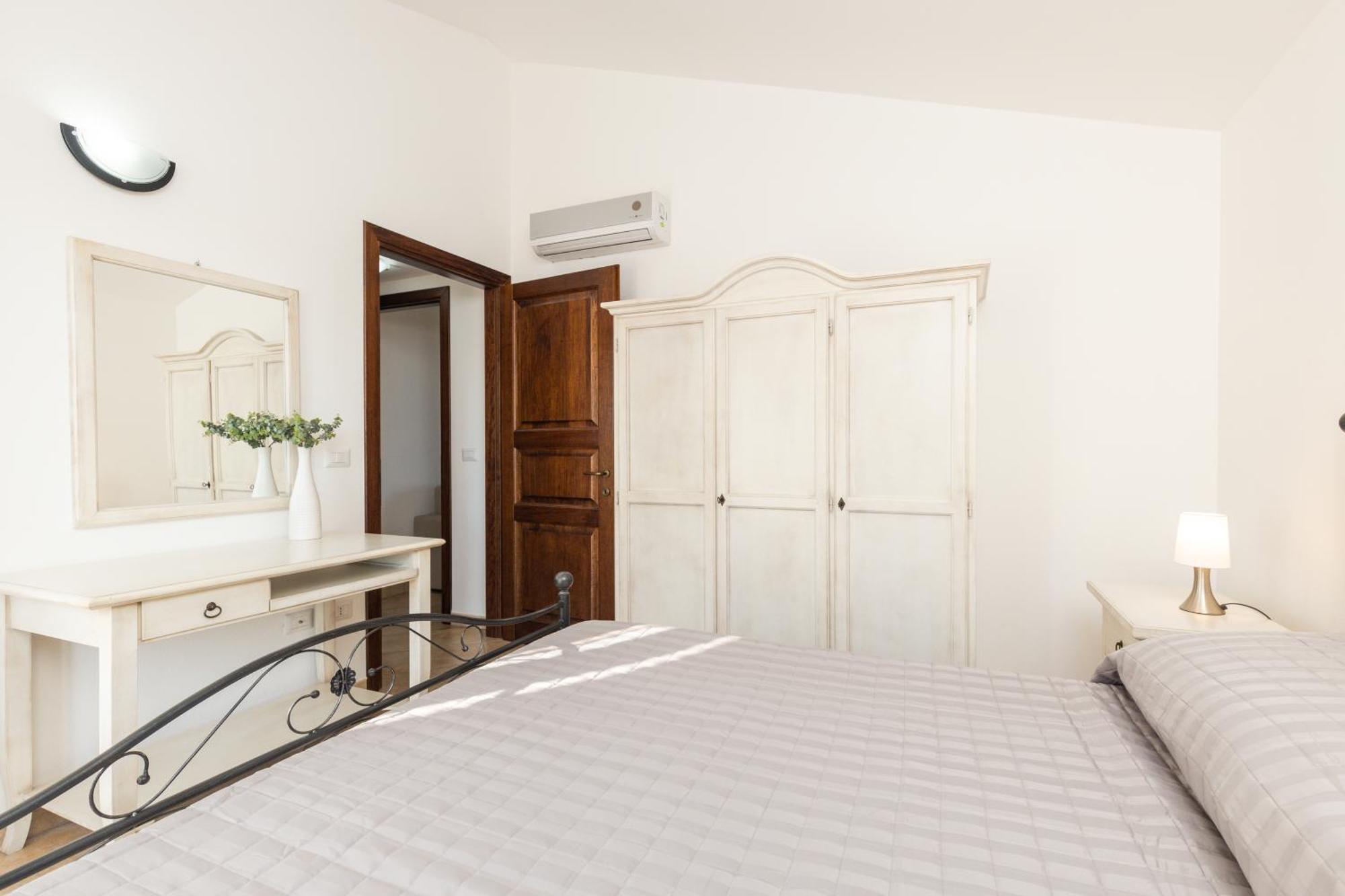 Bynos Pool - Primo Piano Apartment Santa Maria Navarrese Bagian luar foto